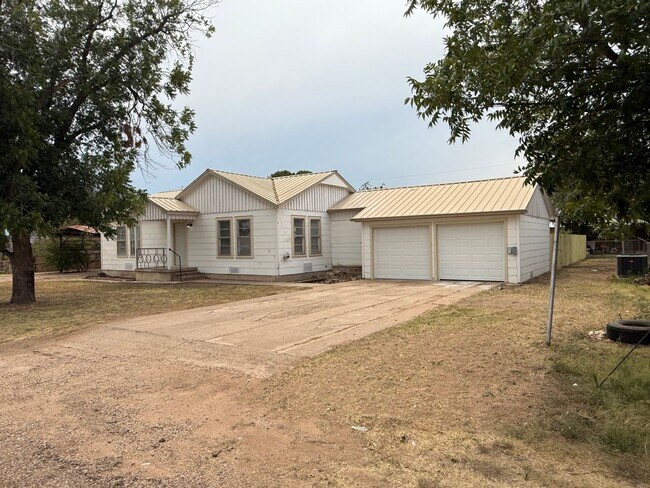 property at 1031 Mobil Rd