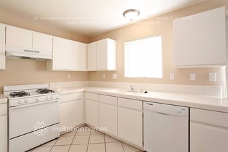 5726 Barcelona Dr in Palmdale, CA - Building Photo - Building Photo