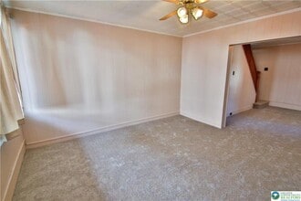 68 W Center St in Nesquehoning, PA - Building Photo - Building Photo