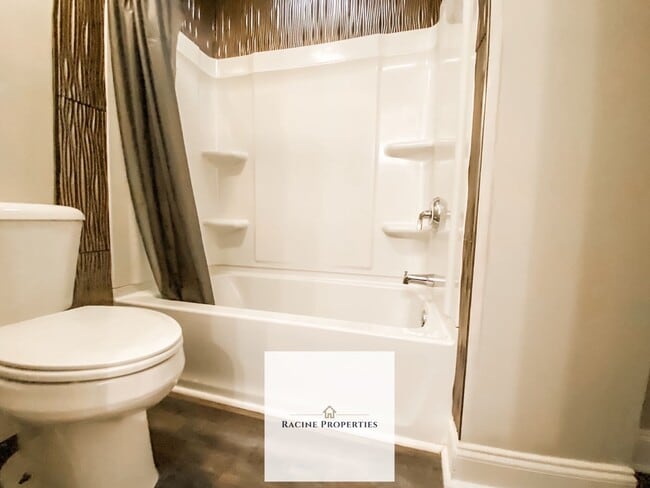 364 Fiddlers Way in Seneca, SC - Building Photo - Building Photo