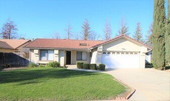 5110 W Kadota Ave in Fresno, CA - Building Photo