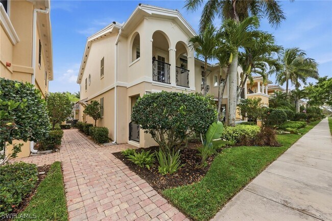 8108 Josefa Way in Naples, FL - Building Photo - Building Photo