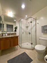 350 Eleventh Ave in San Diego, CA - Building Photo - Building Photo