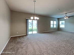 9077 Kipper Dr in Jacksonville, FL - Building Photo - Building Photo