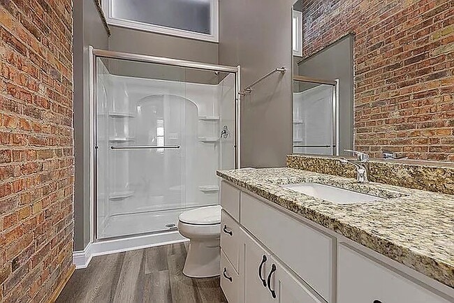 1026 S State St, Unit 2S in Lockport, IL - Building Photo - Building Photo