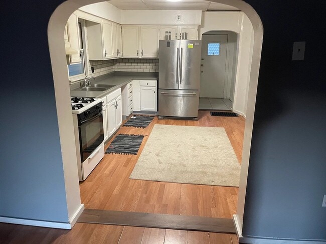 1252 Kenneth Ave, Unit Apt #1