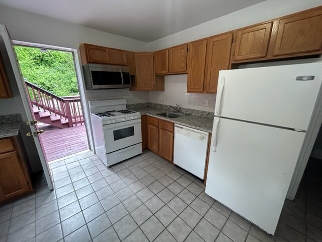 4161 Ridge Ave, Unit 2 Photo