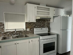 21320 Lake Bambi Cir in Land O Lakes, FL - Building Photo - Building Photo