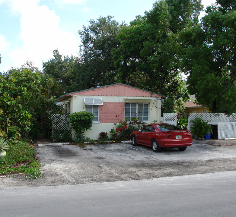 715 Tequesta St in Fort Lauderdale, FL - Building Photo