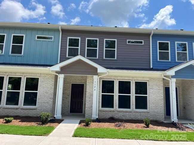 1023 Blessing Orchid Aly in Mint Hill, NC - Building Photo - Building Photo