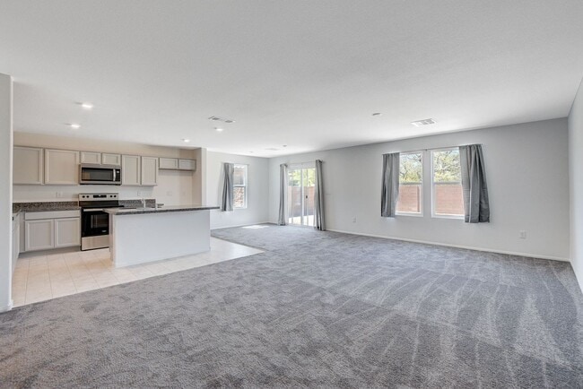 property at 293 Horsetail Fls St