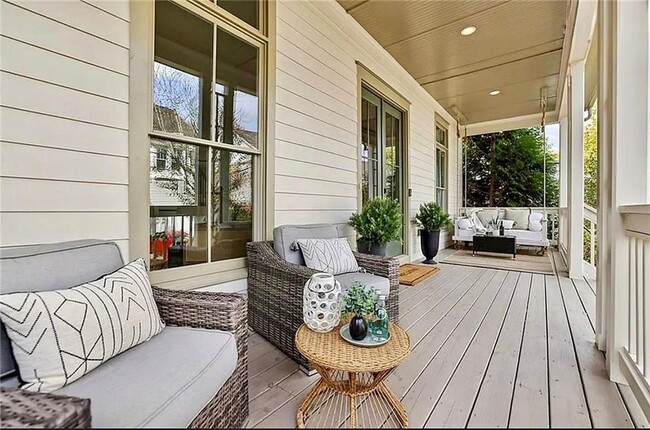 7345 Samples Field Rd in Cumming, GA - Building Photo - Building Photo