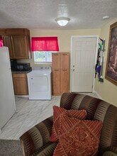 1713 Anderson St in Bremerton, WA - Building Photo - Building Photo