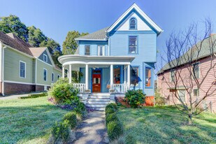 1027 Eleanor St in Knoxville, TN - Building Photo