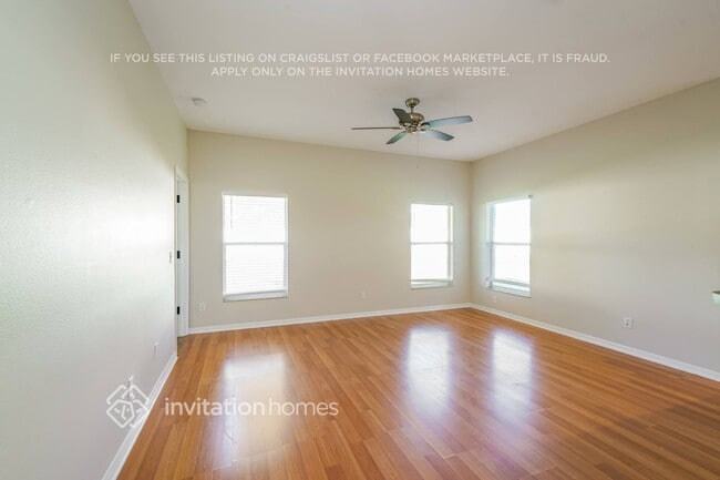 810 Coade Stone Dr in Seffner, FL - Building Photo - Building Photo