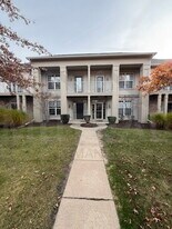 40564 Blythefield Ln in Canton Township, MI - Building Photo