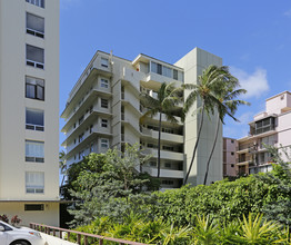 The Tahitienne in Honolulu, HI - Building Photo - Building Photo