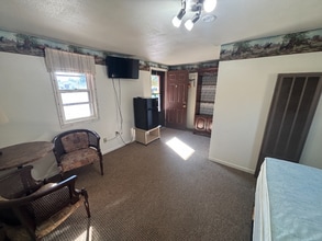 19022 US HWY 85 in Belle Fourche, SD - Building Photo - Building Photo