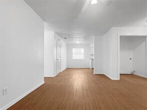 5002 Weidemar Ln in Austin, TX - Building Photo - Building Photo