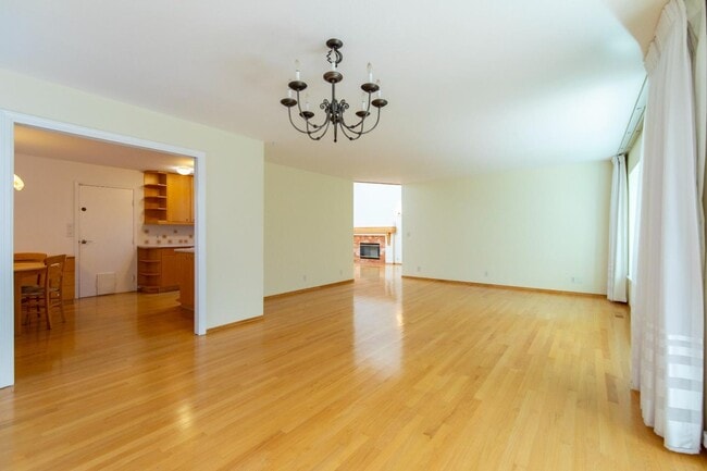 property at 908 Glennan Dr