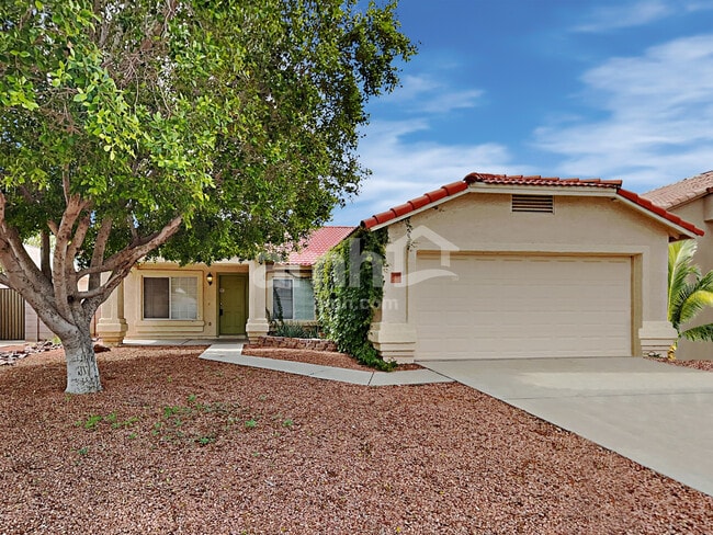 property at 11583 W Holly St