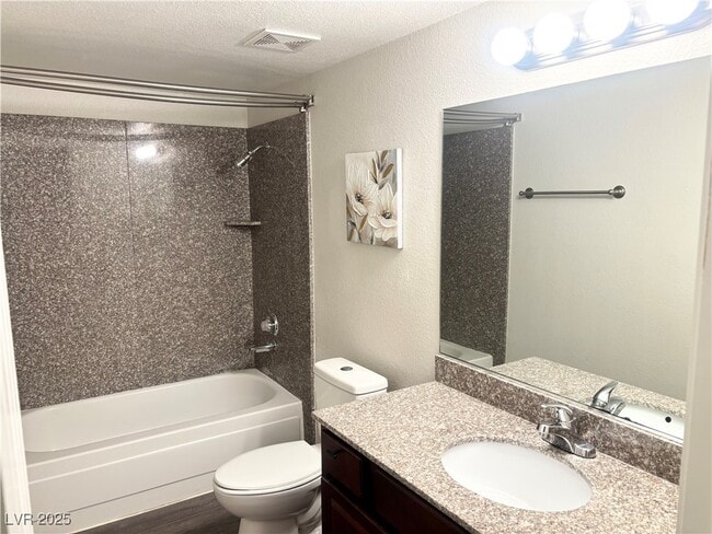 property at 5260 River Glen Dr