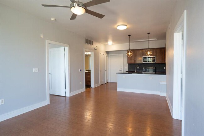 property at 3016 Guadalupe St