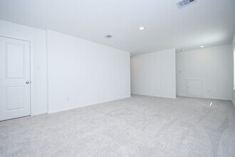 20034 Palermo Shores Dr in Hockley, TX - Foto de edificio - Building Photo