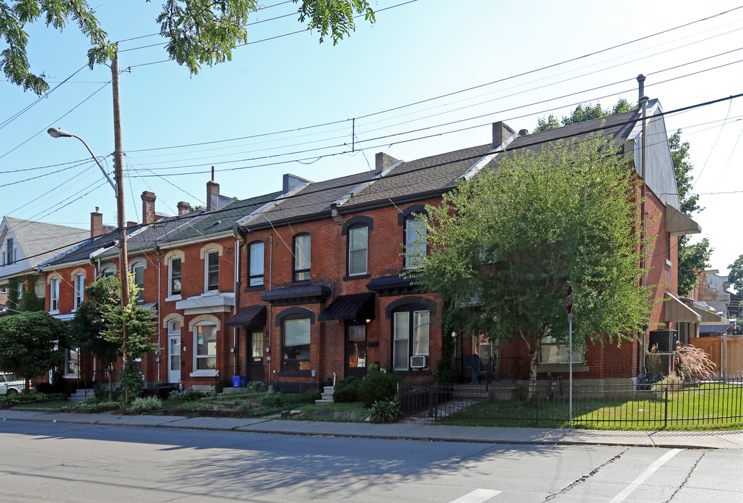 173-183 Walnut St S in Hamilton, ON - Building Photo