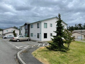 Pacific Crest in Oak Harbor, WA - Building Photo - Building Photo