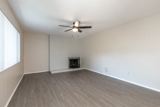 Richelieu Apartments in Riverside, CA - Building Photo - Interior Photo