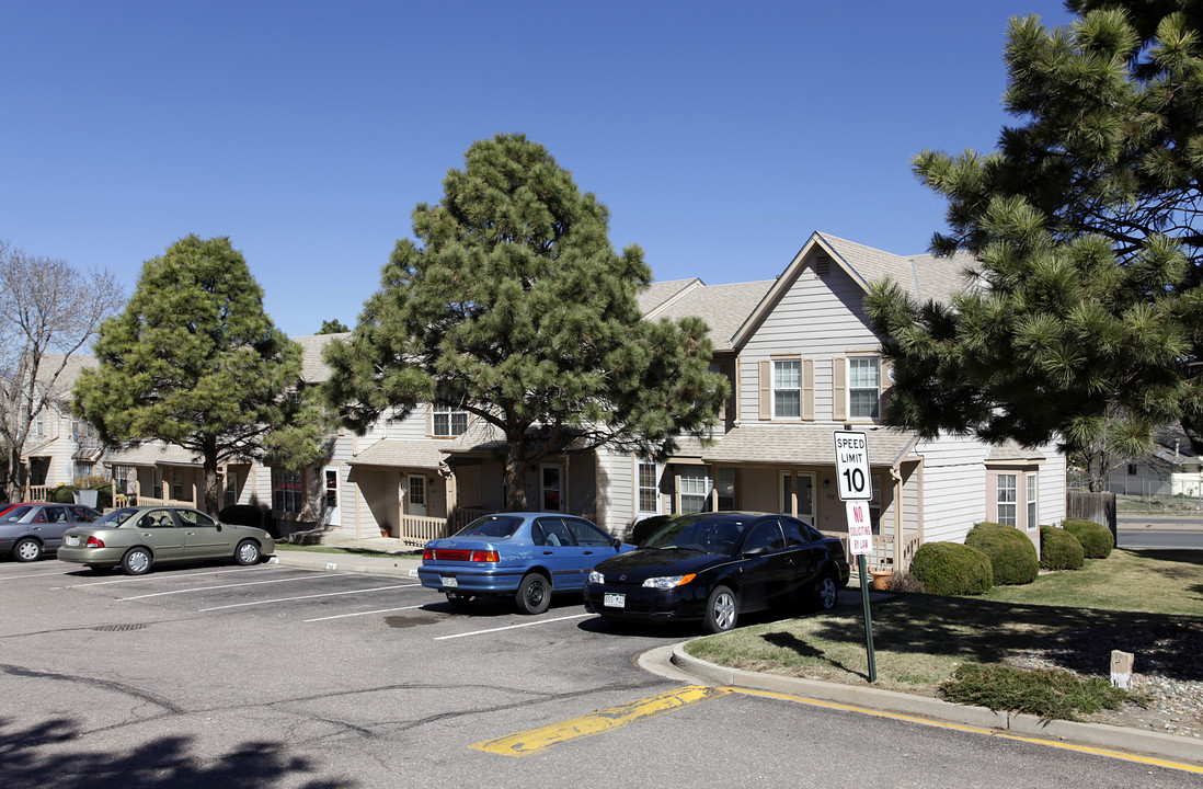 Crestline Townhomes in Colorado Springs, CO - Foto de edificio