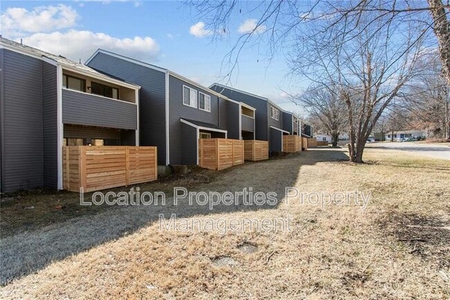 1502 W 25th Ct in Lawrence, KS - Building Photo - Building Photo