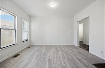 2835 W 38th Pl in Chicago, IL - Building Photo - Building Photo
