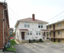 96-98 W Eighth Ave in Columbus, OH - Building Photo - Building Photo