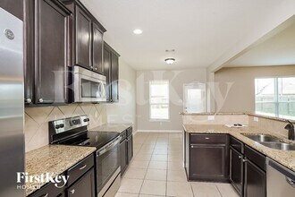 22630 August Crow Dr in Hockley, TX - Building Photo - Building Photo