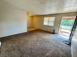 4017 Mississippi Ave in Sauget, IL - Building Photo - Building Photo