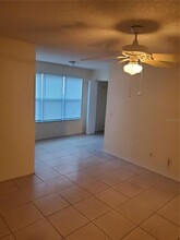 4540 Commander Dr in Orlando, FL - Building Photo - Building Photo