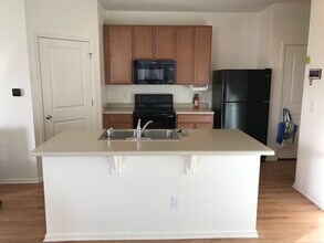 1259 South Dallas Court in Denver, CO - Foto de edificio - Building Photo