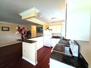 69 Royal Oak Ct in Vero Beach, FL - Building Photo - Building Photo