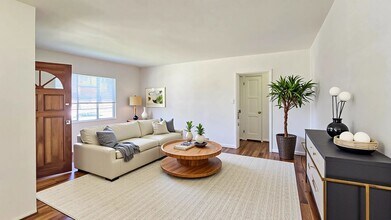 17634 Bromley St in Los Angeles, CA - Building Photo - Building Photo