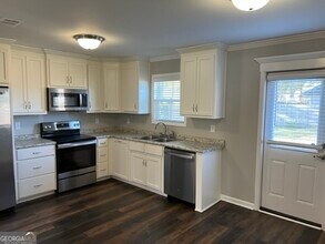 1825 Chestnut Dr in Valdosta, GA - Building Photo - Building Photo