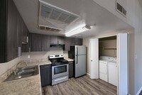 The Flats at Peoria in Peoria, AZ - Building Photo - Building Photo