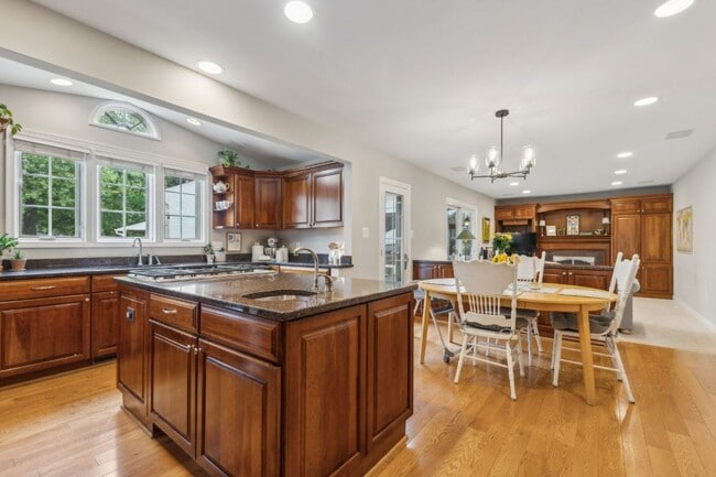 5433 Braddock Ridge Dr in Centreville, VA - Building Photo - Building Photo