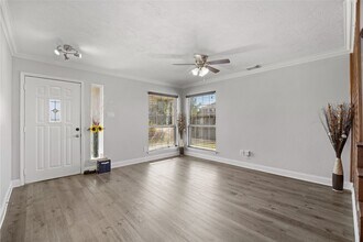 14942 Gray Ridge Dr in Houston, TX - Building Photo - Building Photo