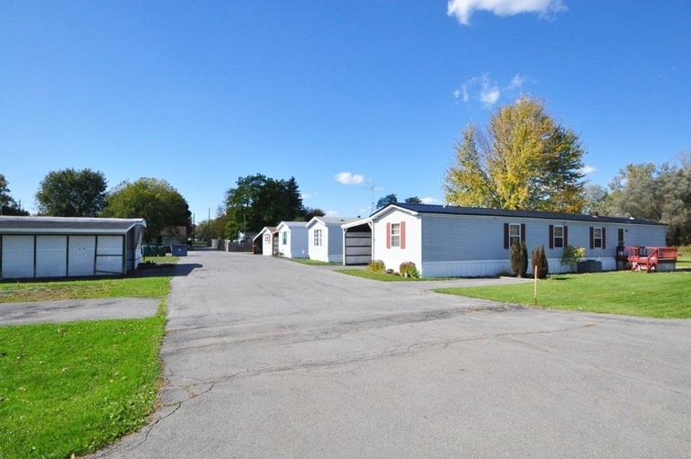 508 Vienna St in Newark, NY - Building Photo