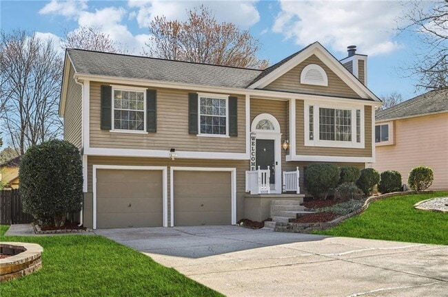 property at 10475 Willow Meadow Cir