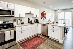 The Artisan at 39th in Omaha, NE - Building Photo