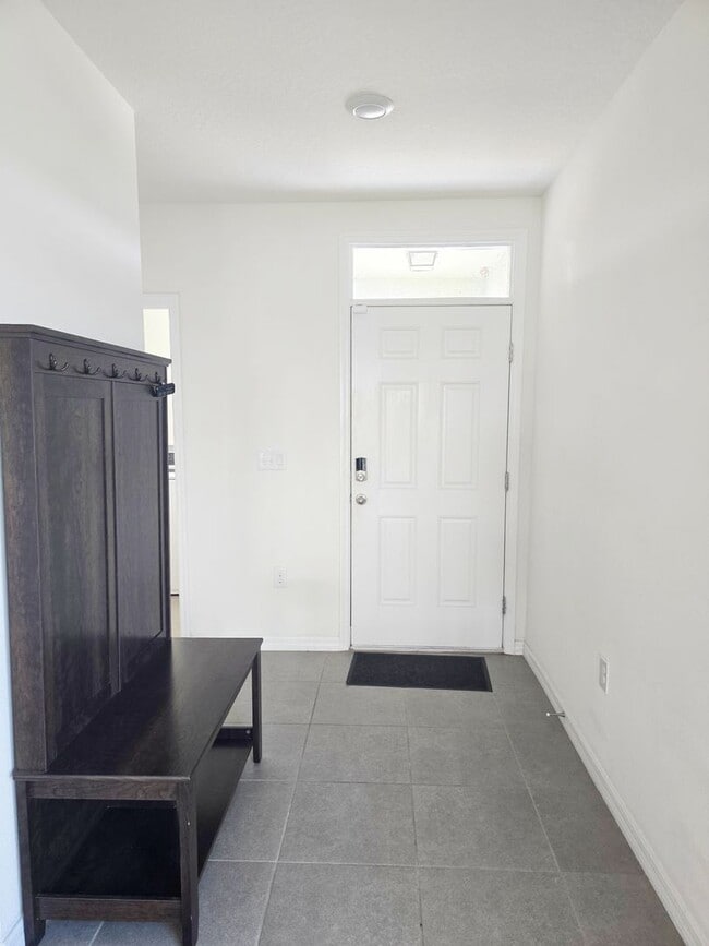 481 W Salinger Ln in Beverly Hills, FL - Building Photo - Building Photo