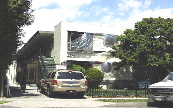 12739 Caswell Ave in Los Angeles, CA - Building Photo